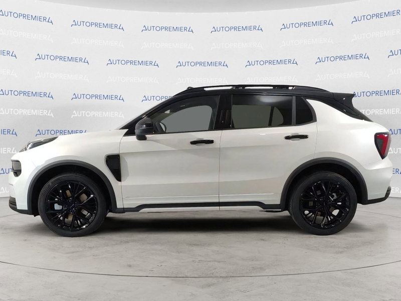 Lynk & Co 01 nuova a Como (3)