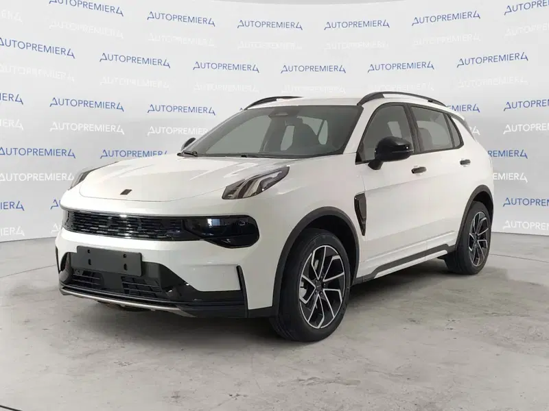 Lynk & Co 01 nuova a Como