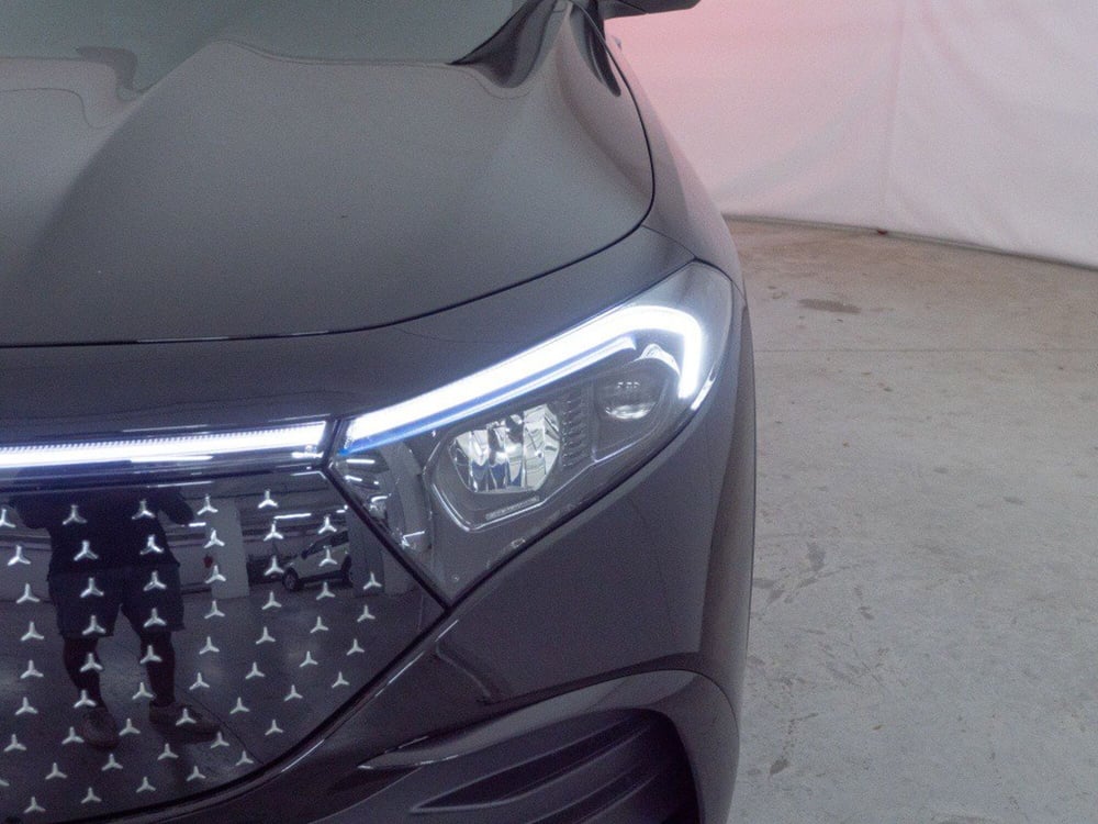 Mercedes-Benz EQB usata a Macerata (2)