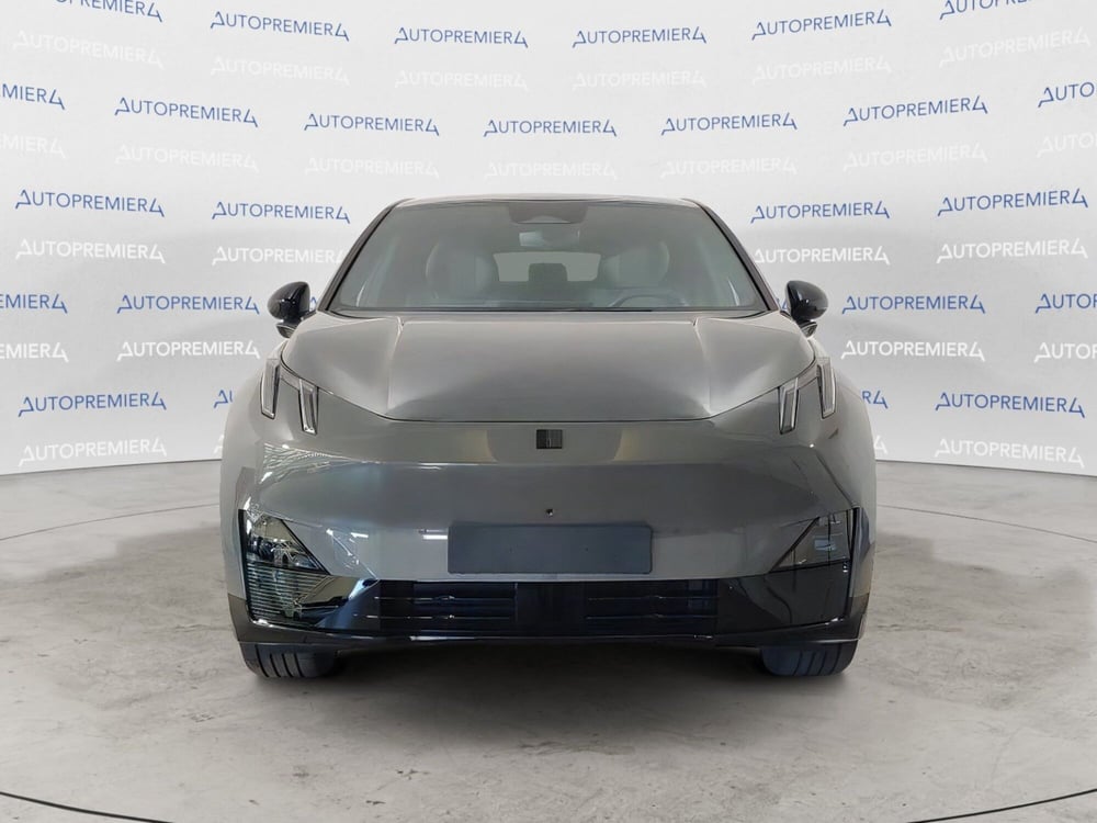 Lynk & Co 02 nuova a Como (2)