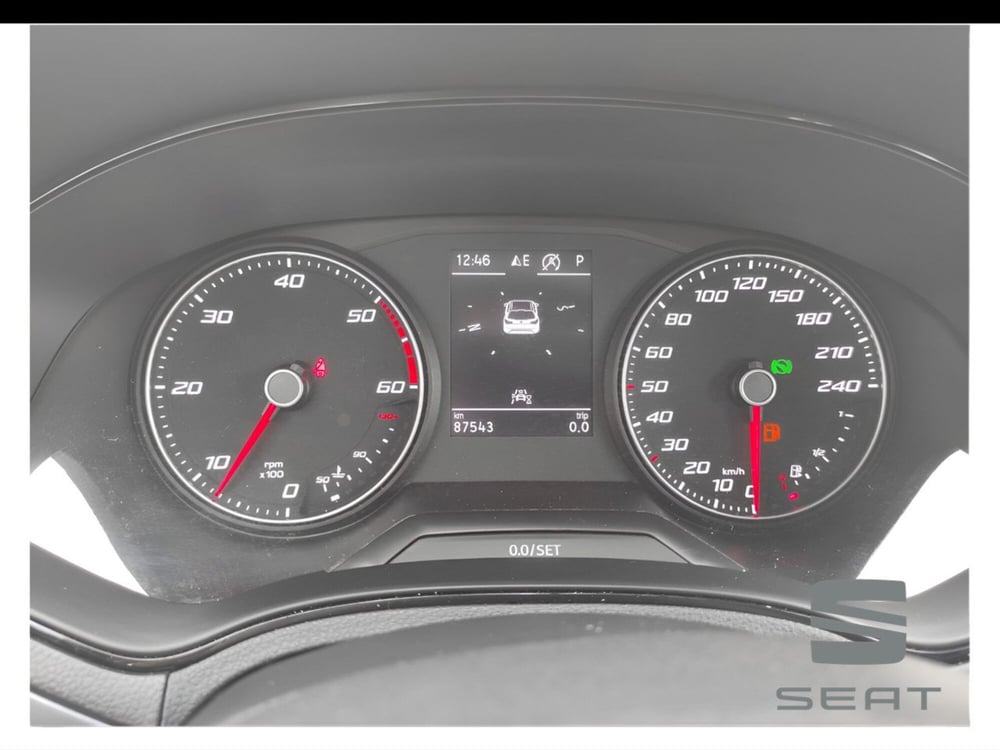 SEAT Arona usata a Arezzo (9)