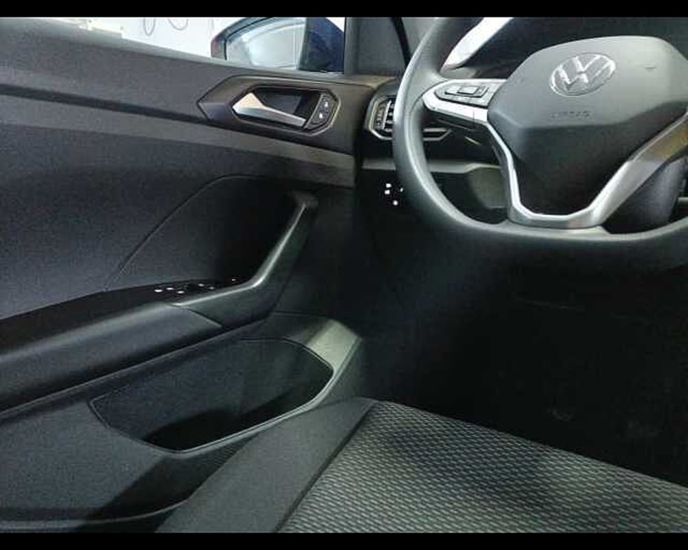 Volkswagen T-Cross usata a Roma (18)