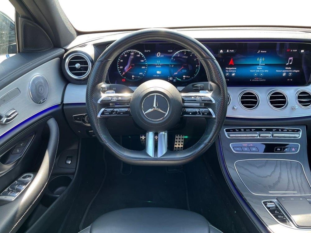 Mercedes-Benz Classe E usata a Napoli (11)