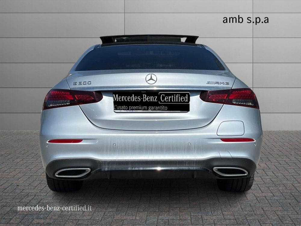 Mercedes-Benz Classe E usata a Napoli (4)