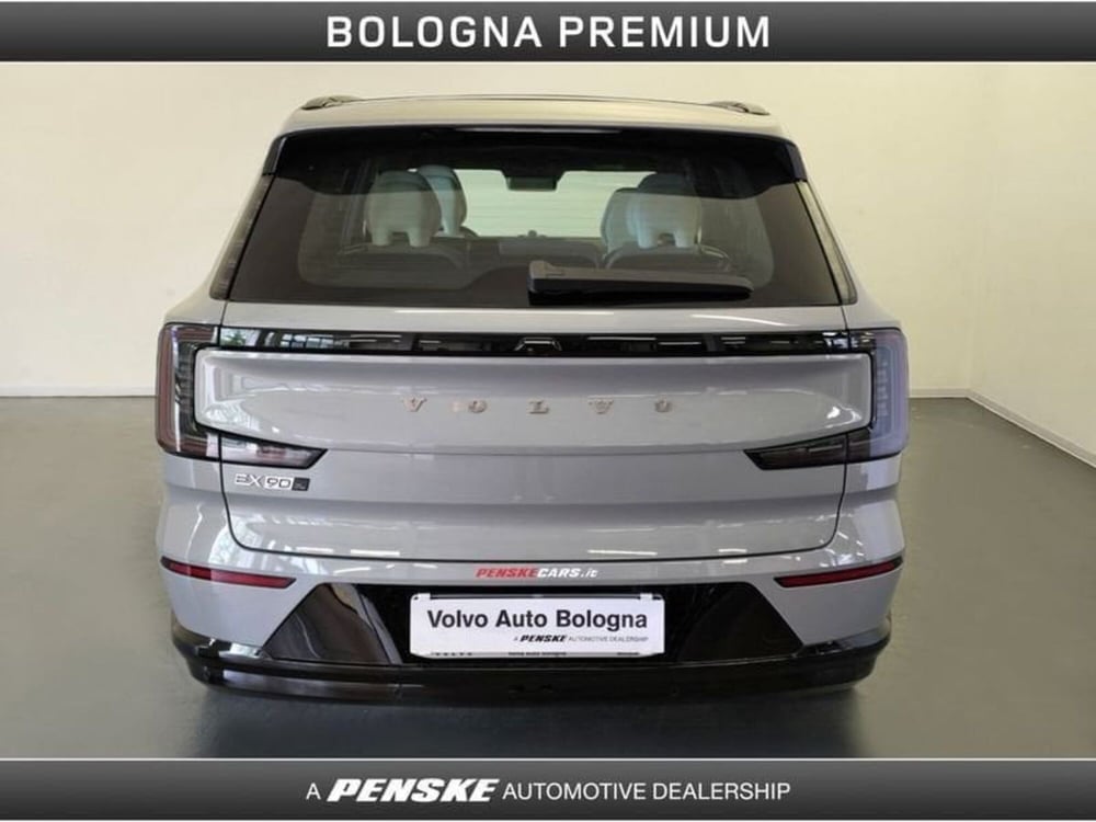 Volvo EX90 usata a Bologna (5)