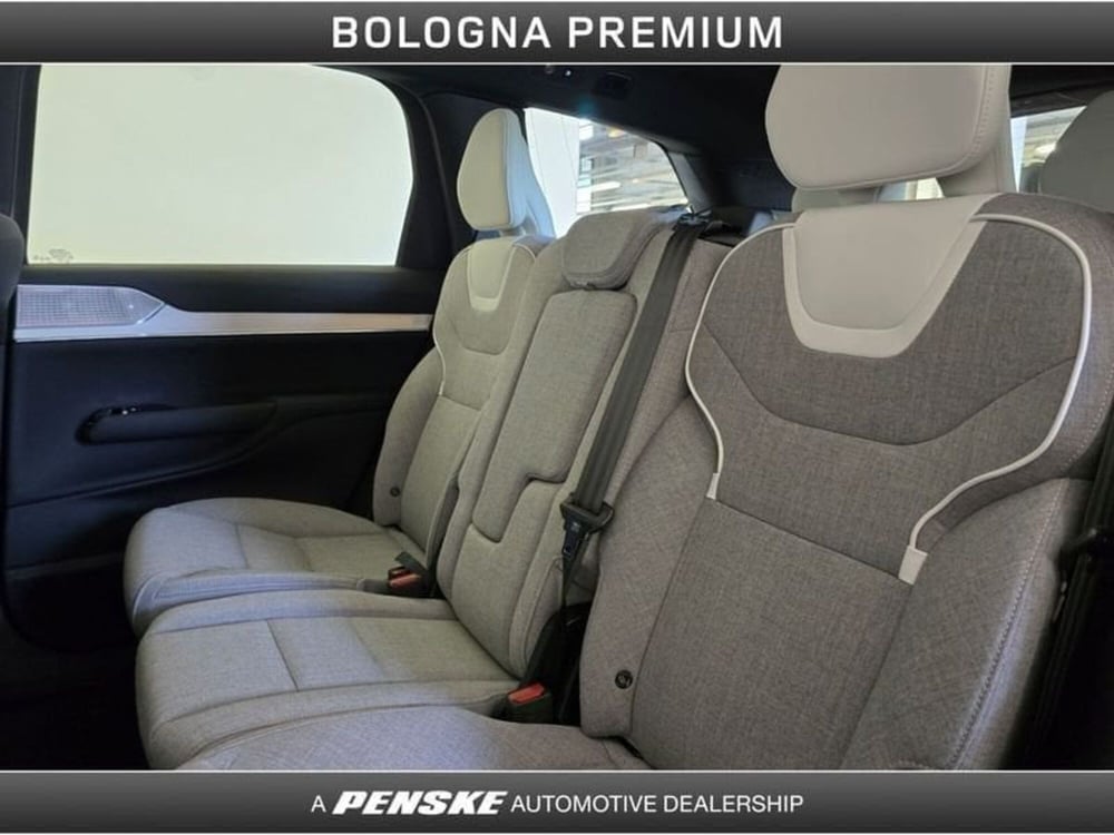 Volvo EX90 usata a Bologna (8)