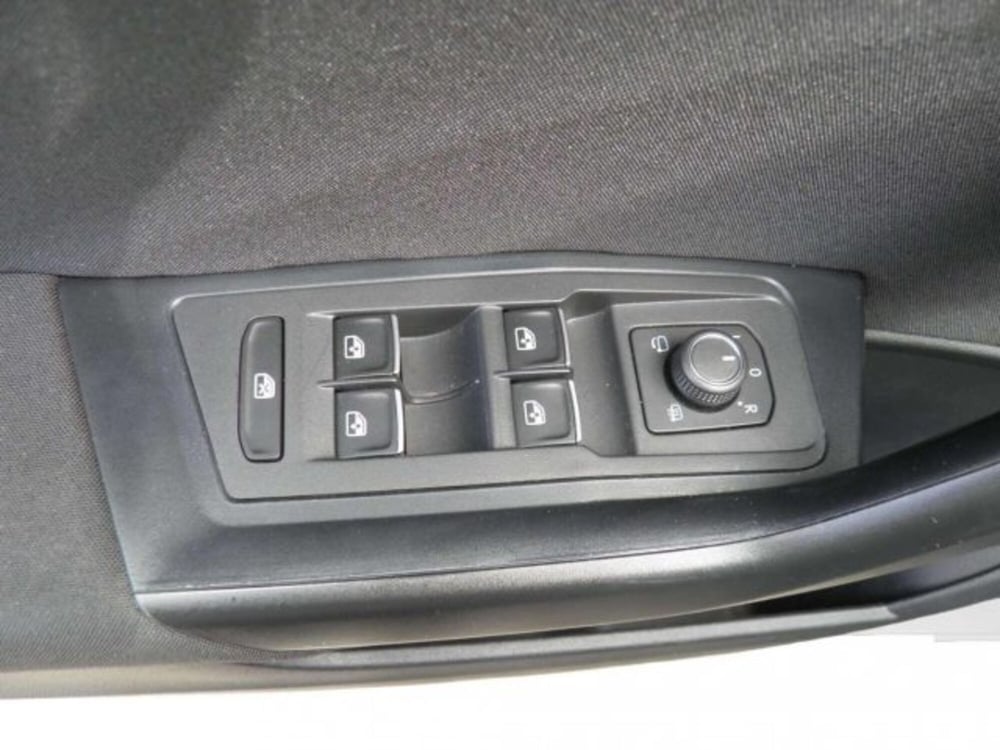 Volkswagen T-Roc usata a Firenze (13)
