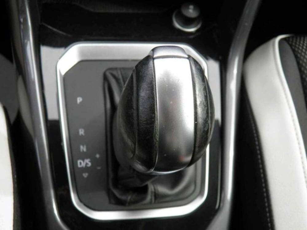 Volkswagen T-Roc usata a Firenze (6)