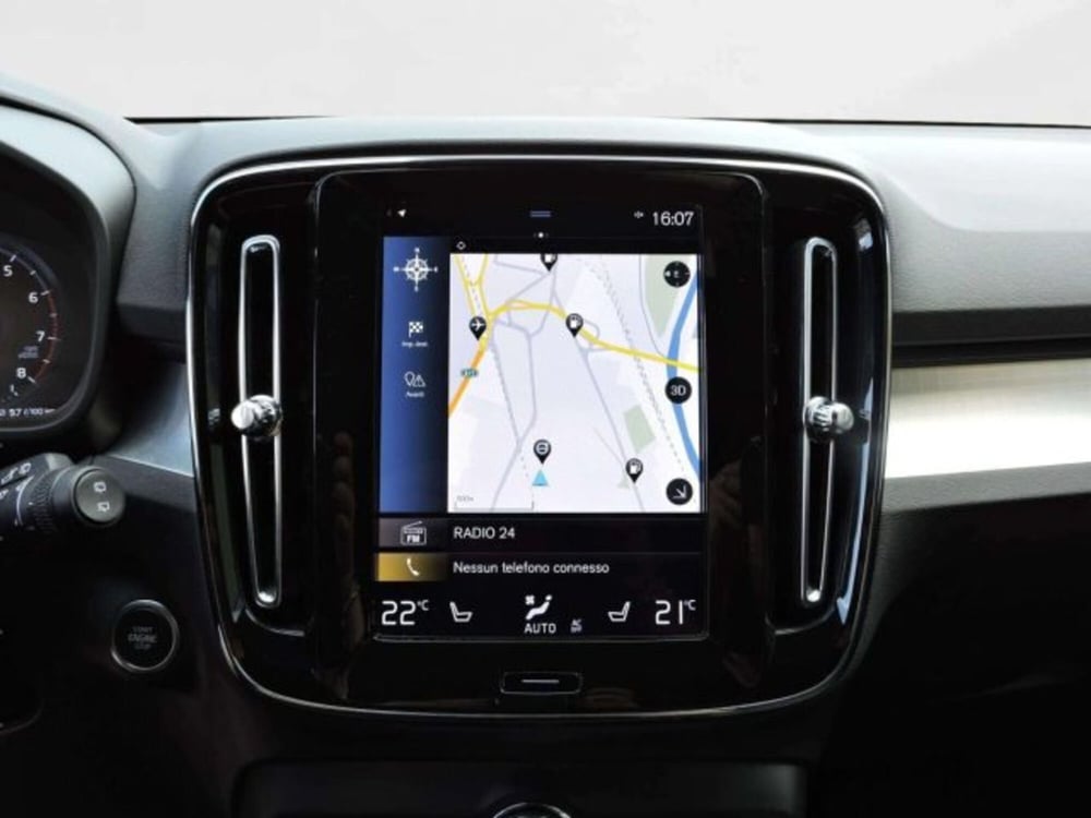 Volvo XC40 usata a Firenze (11)