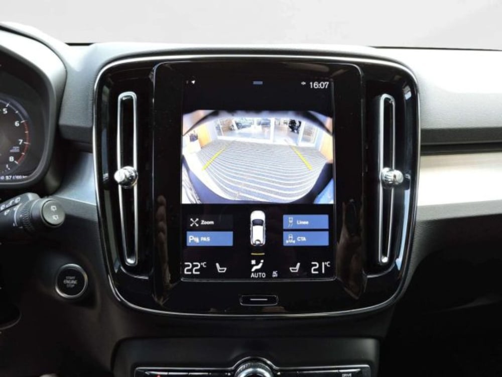 Volvo XC40 usata a Firenze (12)
