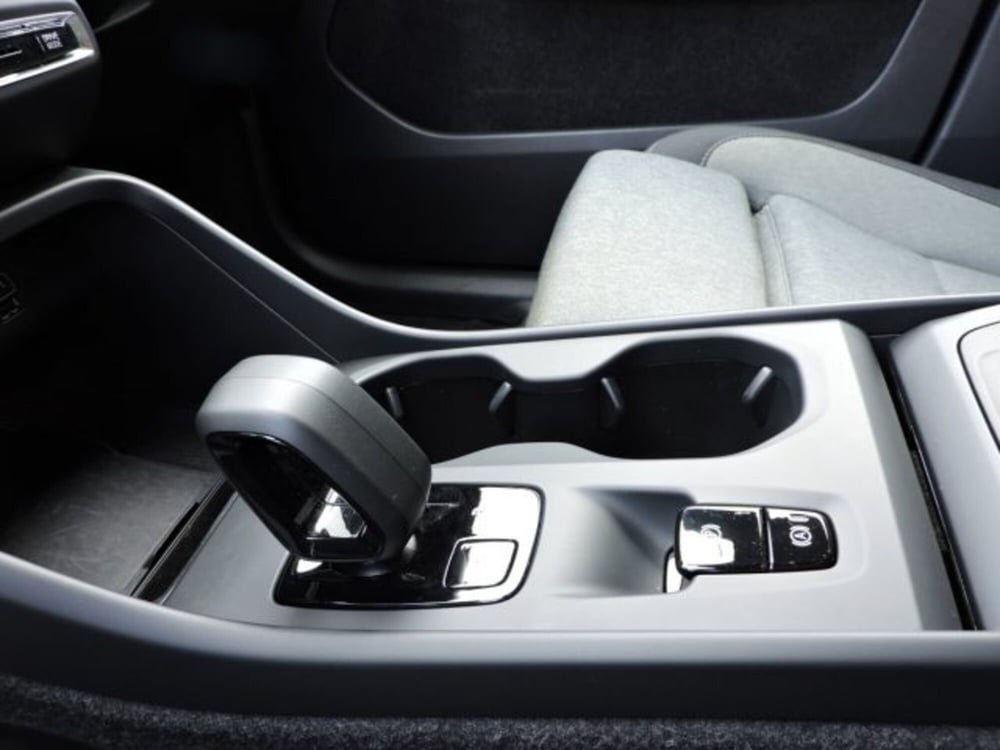 Volvo XC40 usata a Firenze (17)