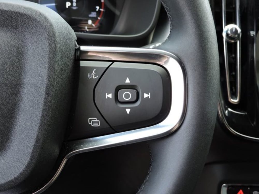 Volvo XC40 usata a Firenze (19)