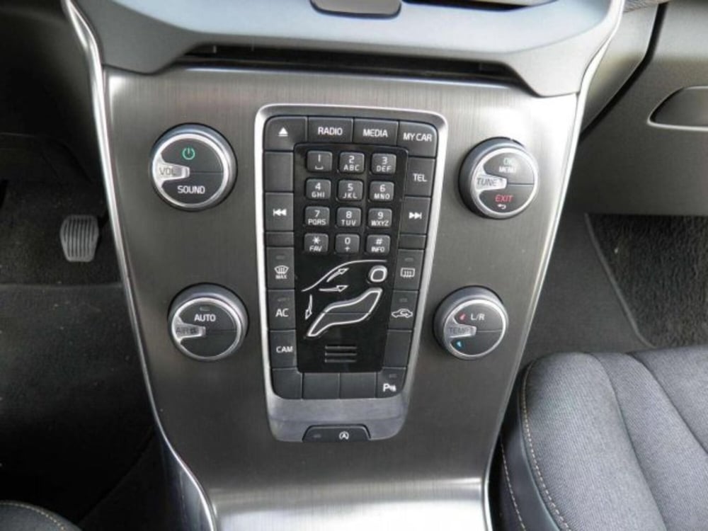 Volvo V40 Cross Country usata a Firenze (4)