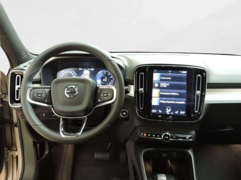 Volvo XC40 usata a Firenze (12)