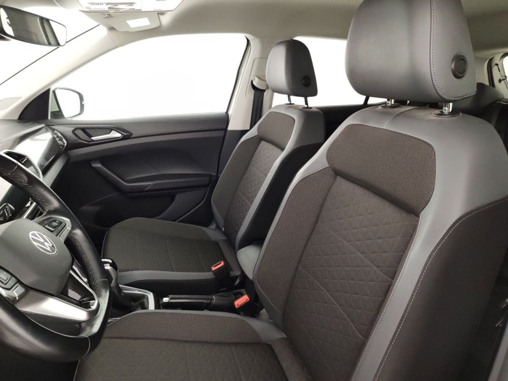 Volkswagen T-Cross usata a Massa-Carrara (9)