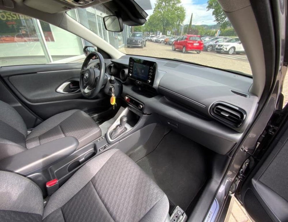 Toyota Yaris usata a Perugia (7)