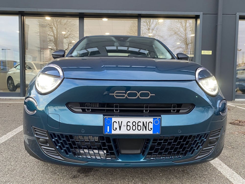 Fiat 600 nuova a Modena (2)