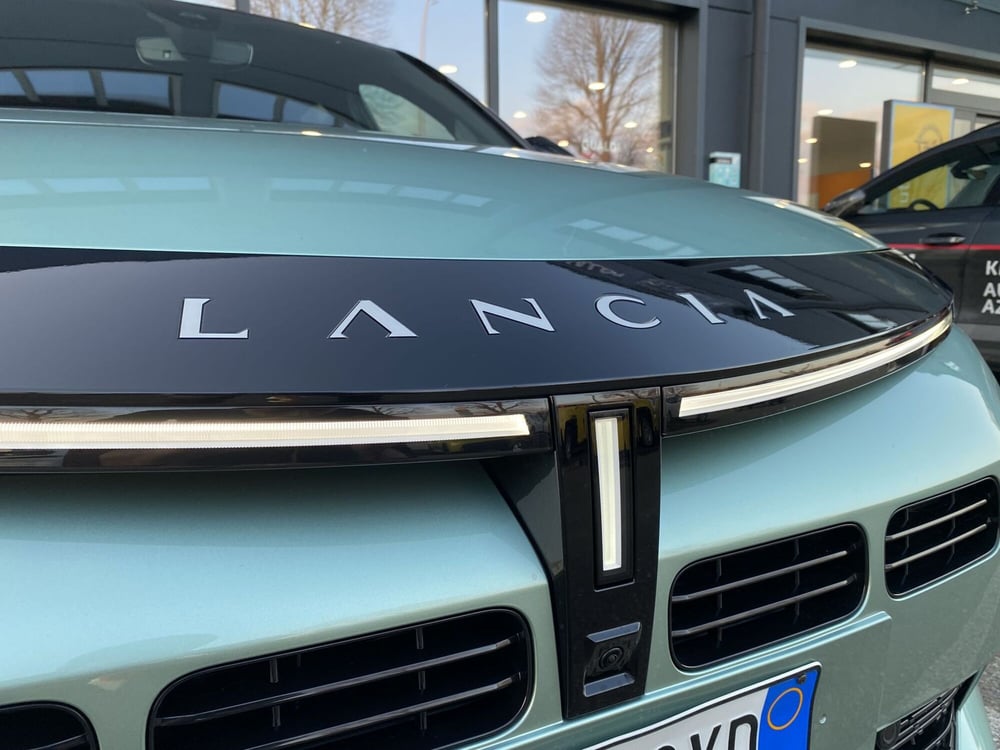 Lancia Ypsilon usata a Modena (12)