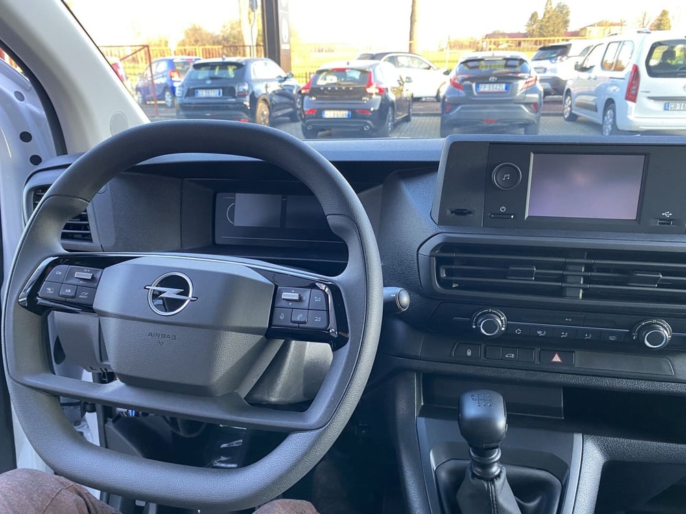 Opel Vivaro Furgone nuova a Modena (2)