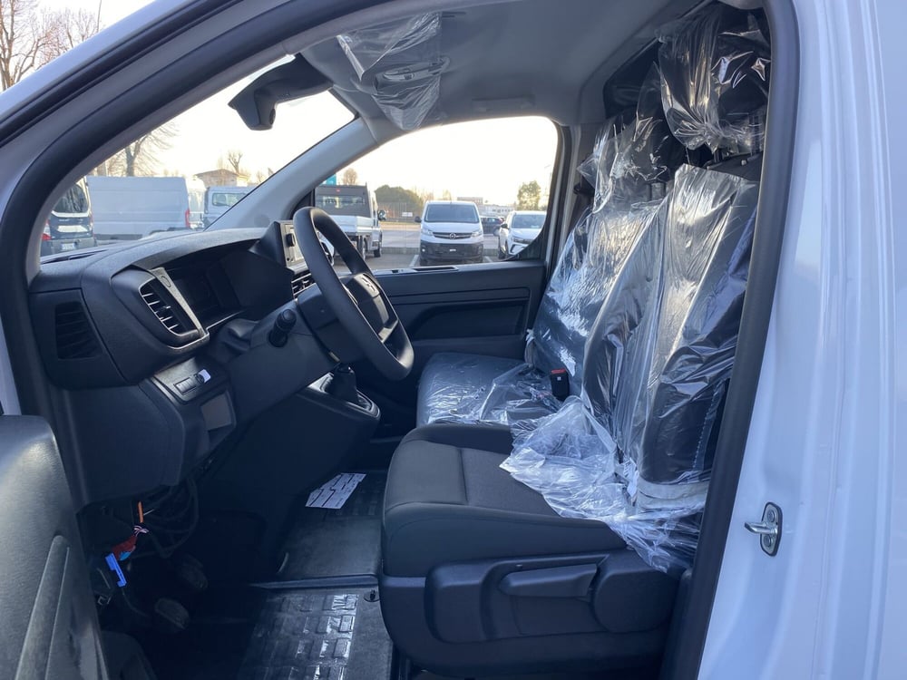 Opel Vivaro Furgone nuova a Modena (4)