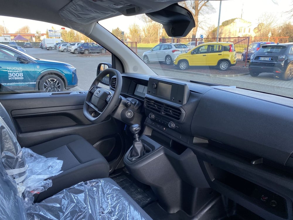 Opel Vivaro Furgone nuova a Modena (6)