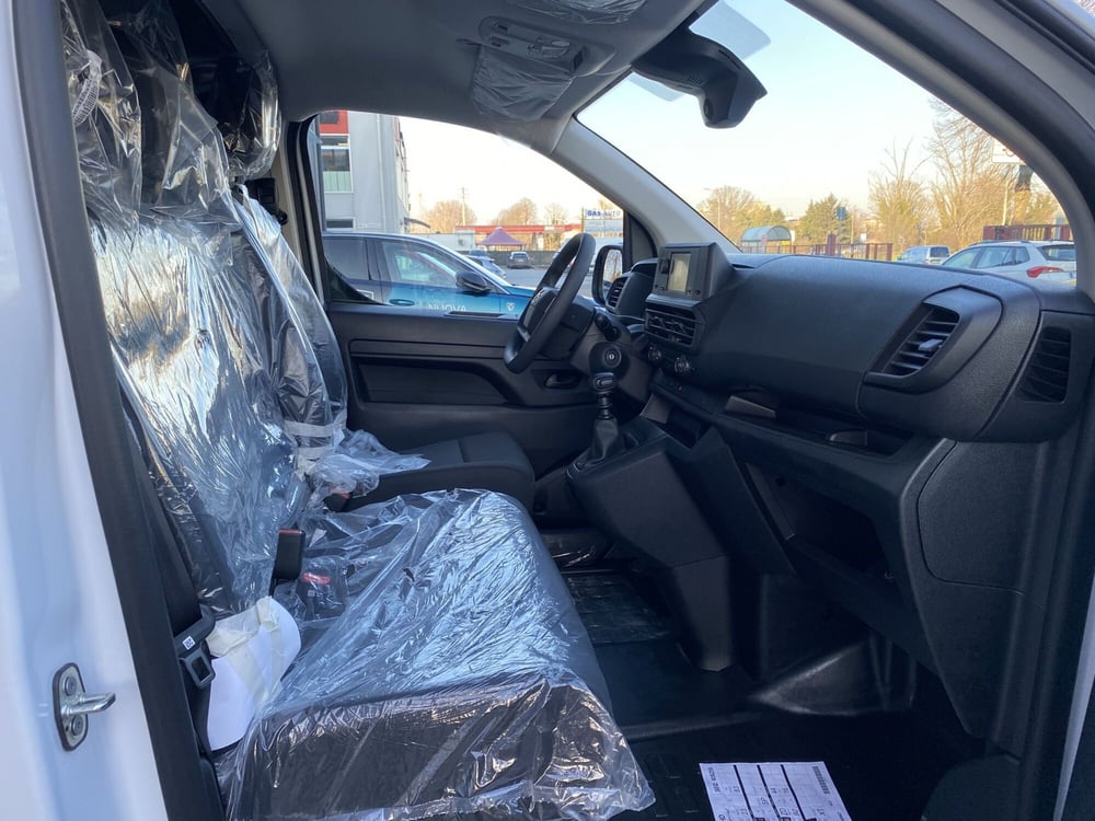 Opel Vivaro Furgone nuova a Modena (7)