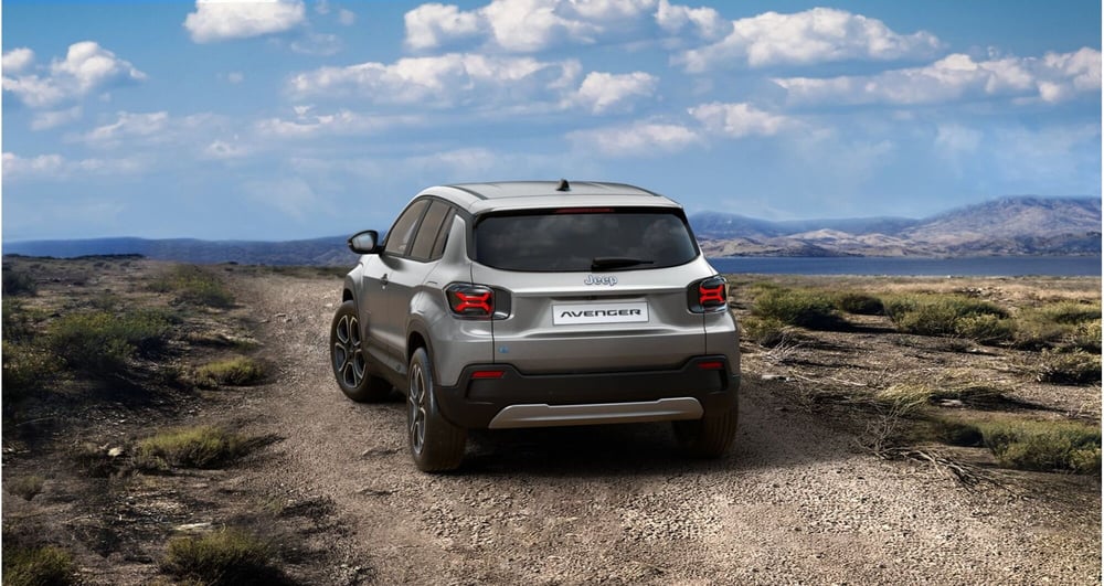 Jeep Avenger nuova a Modena (13)