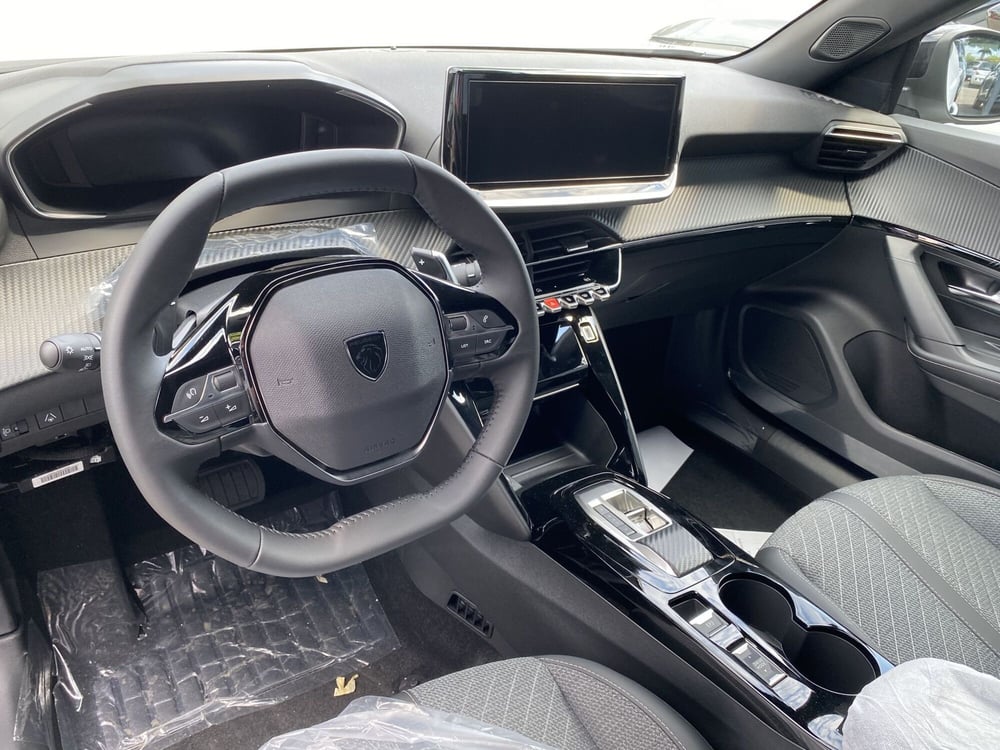 Peugeot 2008 nuova a Modena (9)