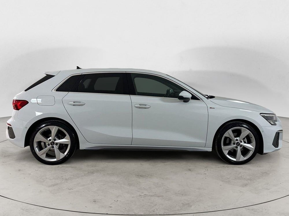 Audi A3 Sportback usata a Napoli (3)