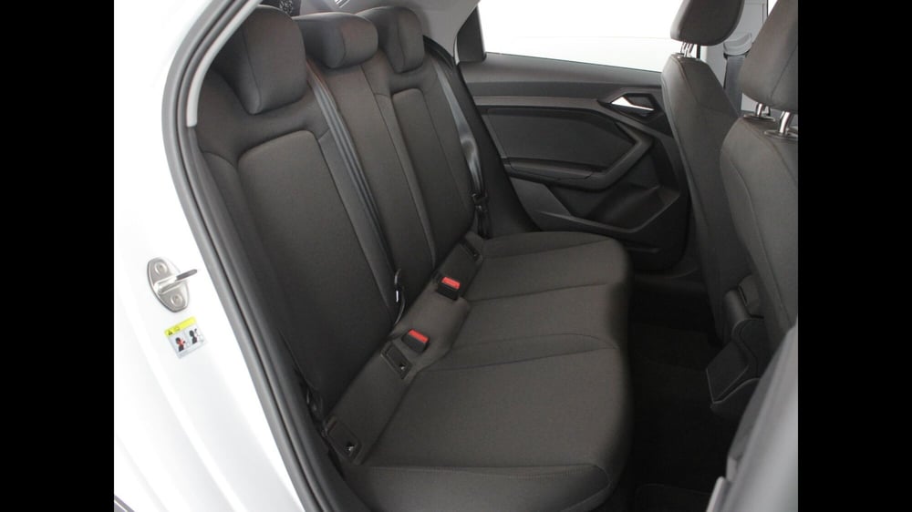 Audi A1 allstreet usata a Palermo (10)