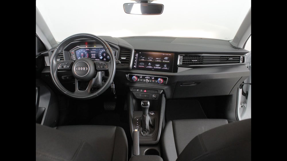 Audi A1 allstreet usata a Palermo (11)
