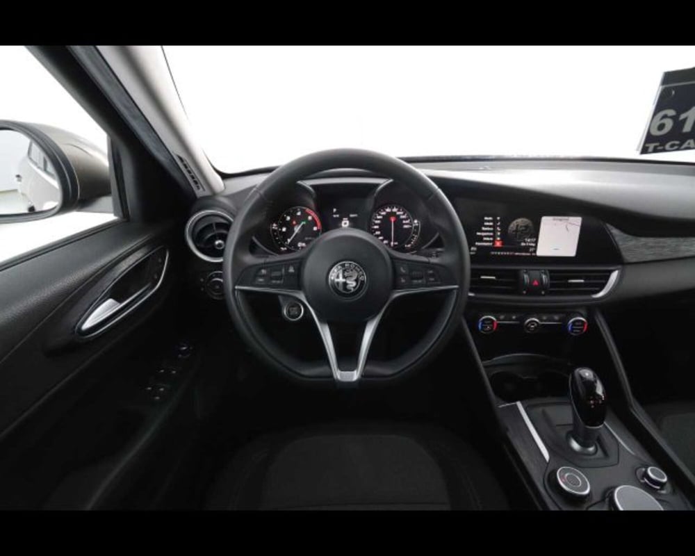 Alfa Romeo Giulia usata a Bologna (12)