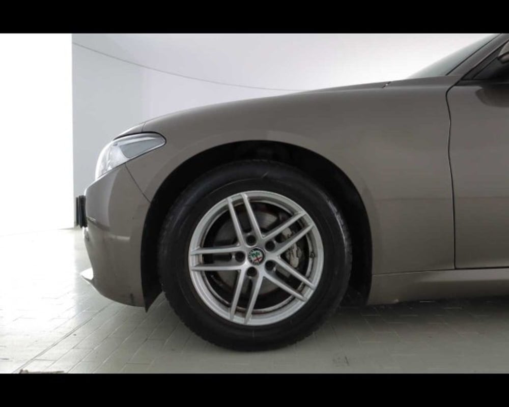 Alfa Romeo Giulia usata a Bologna (15)