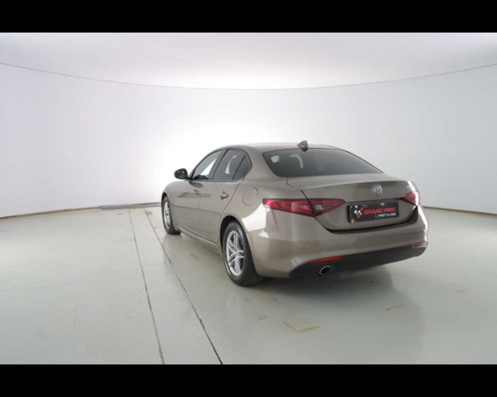 Alfa Romeo Giulia usata a Bologna (7)
