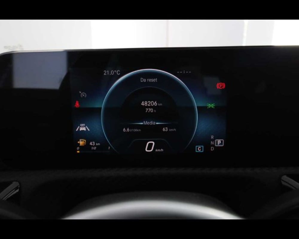 Mercedes-Benz CLA Shooting Brake usata a Bologna (11)