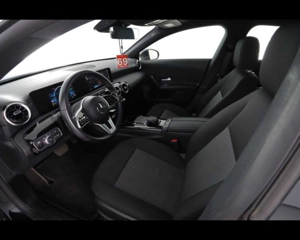 Mercedes-Benz CLA Shooting Brake usata a Bologna (9)