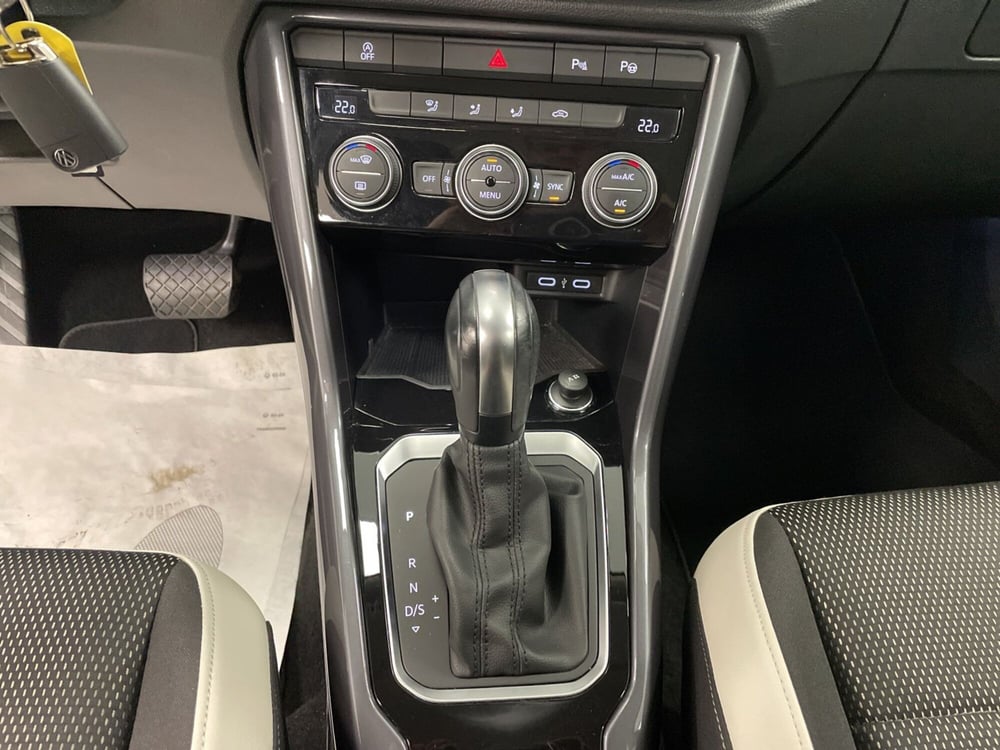 Volkswagen T-Roc usata a Varese (18)
