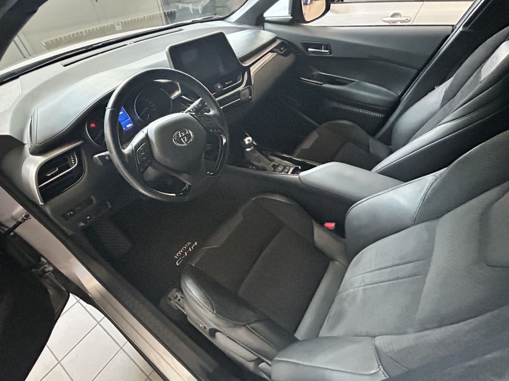 Toyota Toyota C-HR usata a Bergamo (16)