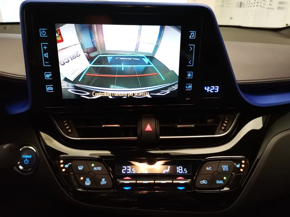 Toyota Toyota C-HR usata a Bergamo (17)