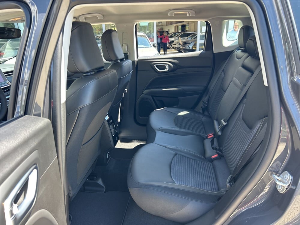 Jeep Compass nuova a Frosinone (19)