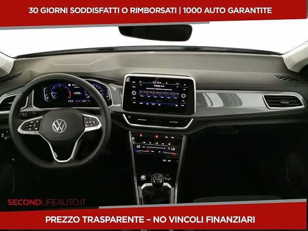Volkswagen T-Roc nuova a Chieti (8)