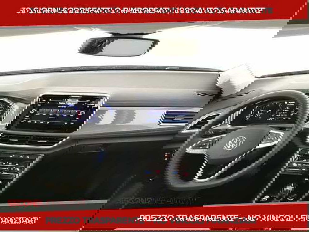Volkswagen T-Roc nuova a Chieti (16)