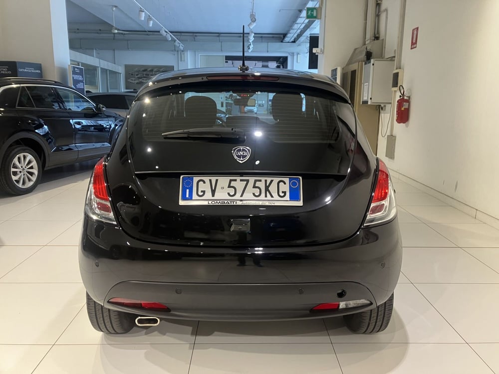 Lancia Ypsilon usata a Parma (5)