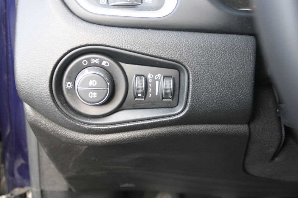 Jeep Renegade usata a Catania (13)