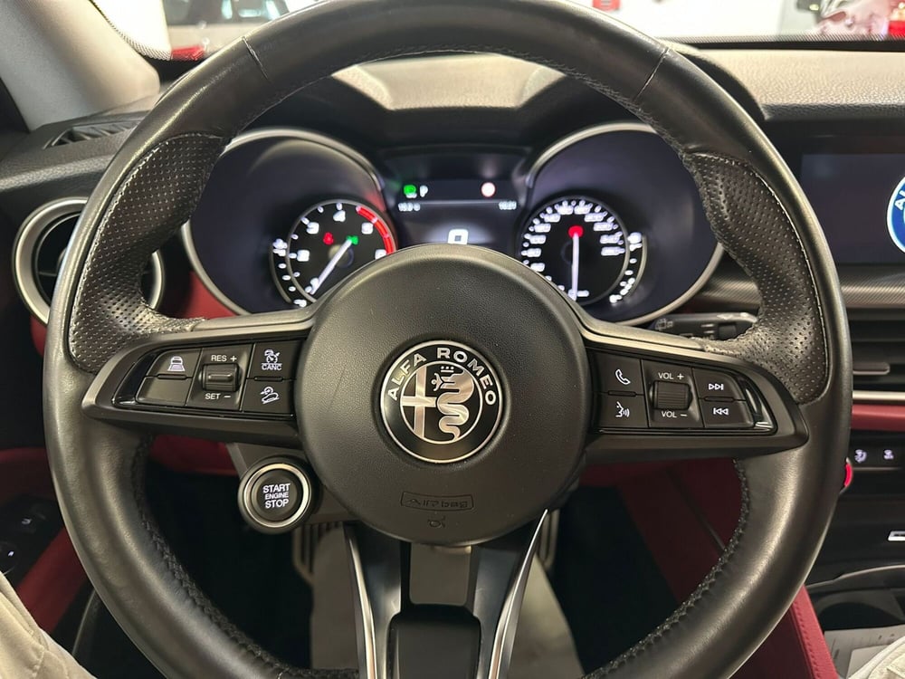 Alfa Romeo Stelvio usata a Arezzo (15)