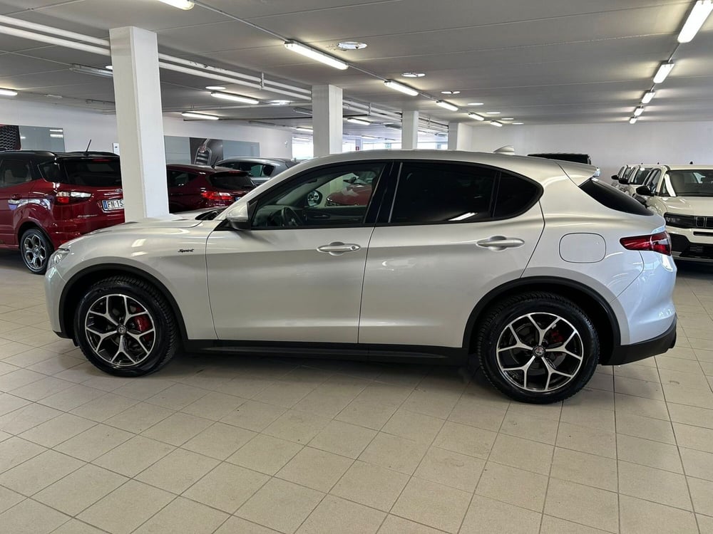 Alfa Romeo Stelvio usata a Arezzo (5)