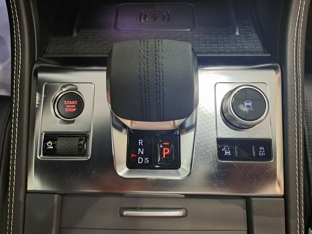 Jaguar F-Pace usata a Pavia (13)