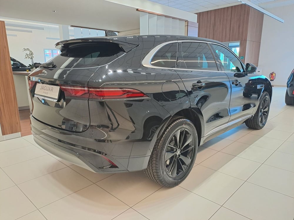 Jaguar F-Pace usata a Pavia (2)