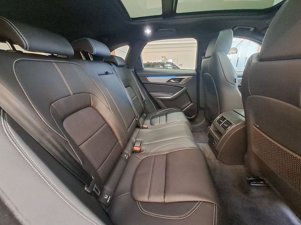 Jaguar F-Pace usata a Pavia (5)