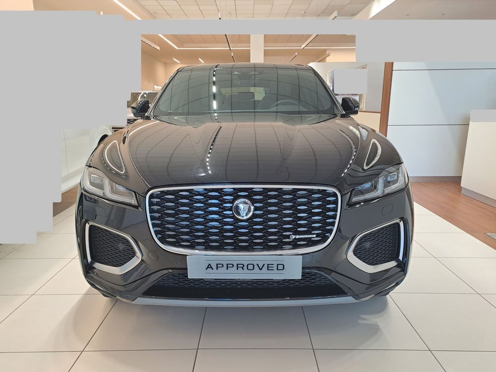 Jaguar F-Pace usata a Pavia (8)